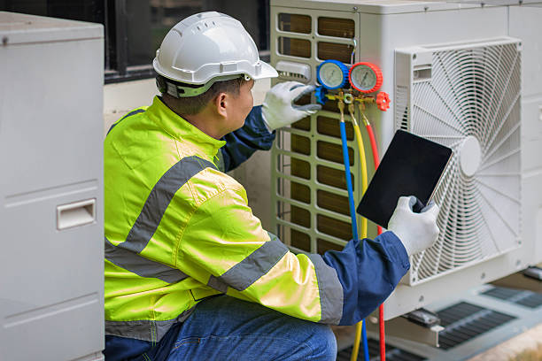 Professional Hvac technician working in Worthington, IN